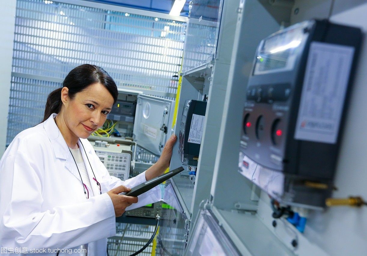 研究員。電器柜性能計數(shù)器。低壓微網(wǎng)絡。用于智能電網(wǎng)和智能電表的測試和證書服務。電力電子設備認證。技術服務行業(yè)。tecnaliaresearch&innovationbizkaiabasquecountry,西班牙。